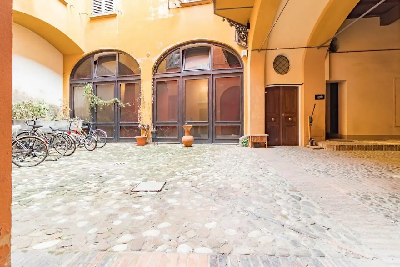 Housmart Castiglione 18 Lejlighed Bologna