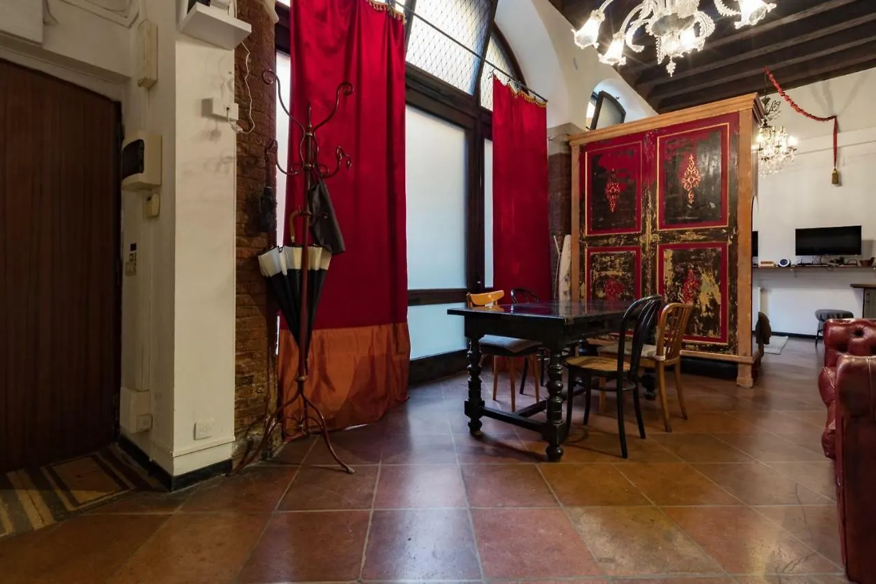 Housmart Castiglione 18 Lejlighed Bologna Italien
